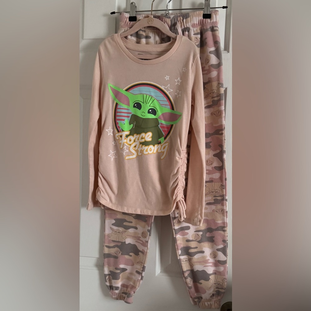 Star Wars Beige V-Neck Shirt